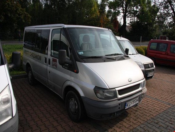 Used Ford Transit Passenger car for Sale (Auction Premium) | NetBid Industrial Auctions
